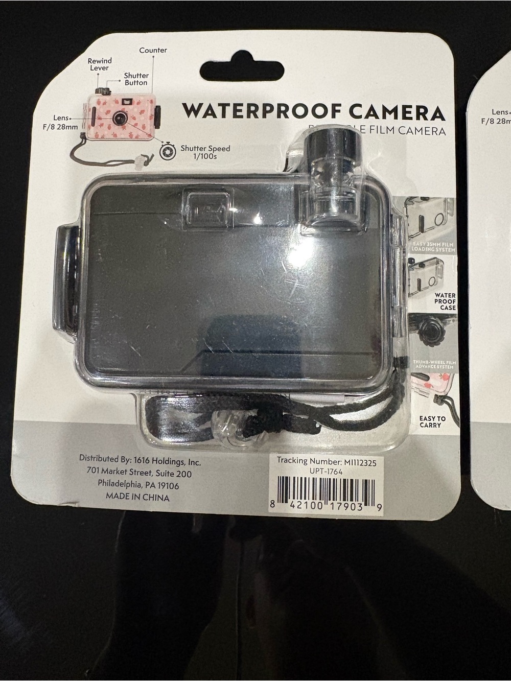 Waterproof Reusable Film Camera - Pink Strawberry Print - Picture 4 of 5